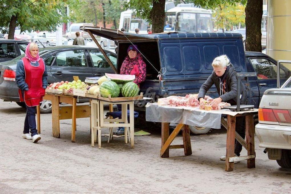 Несанкционированная торговля на улице..